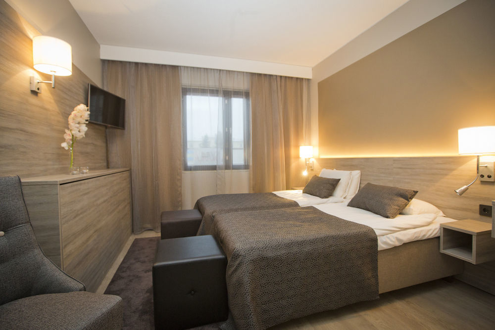 Hotel Pommern Мариехамн Екстериор снимка