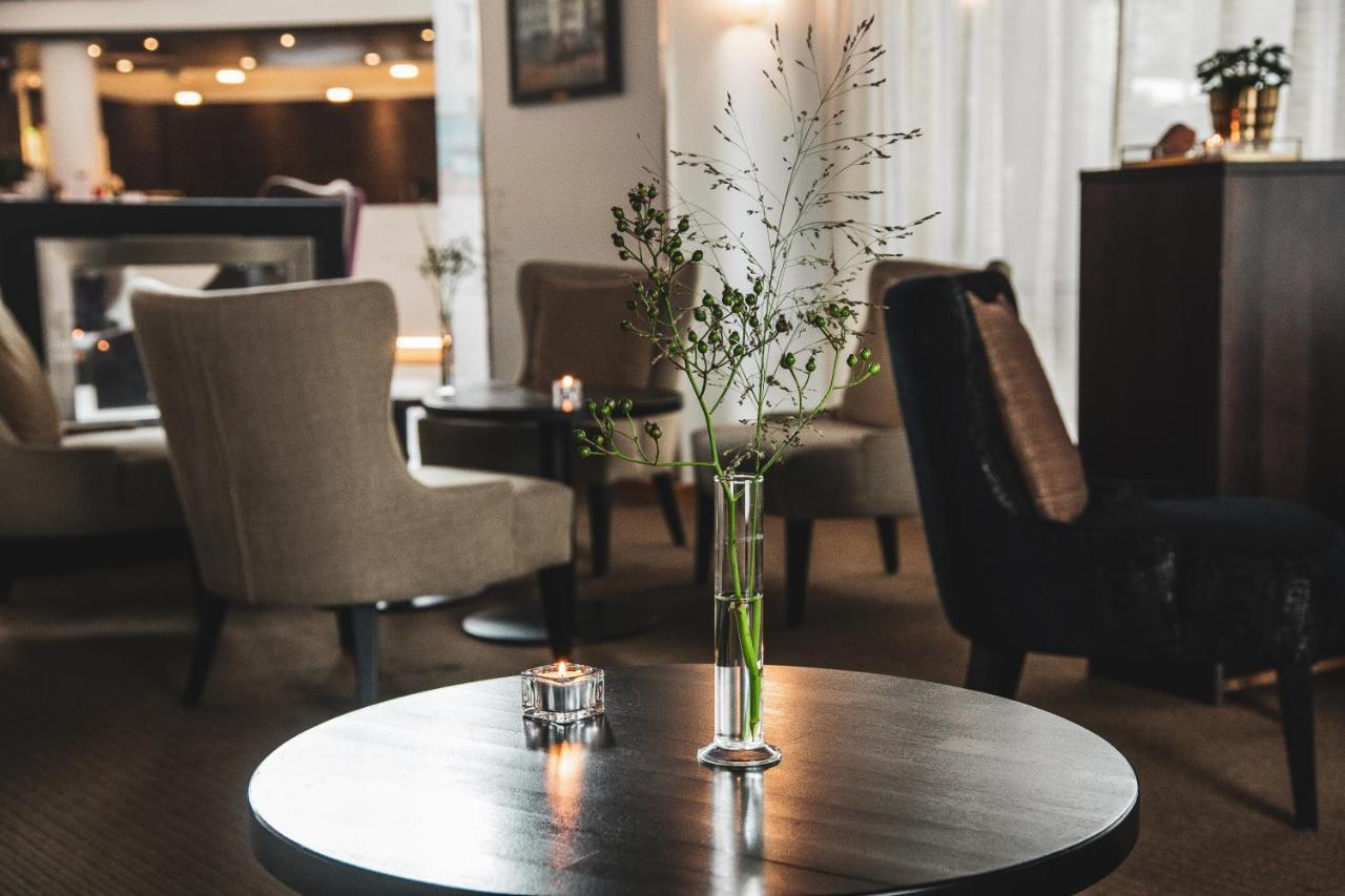 Hotel Pommern Мариехамн Екстериор снимка